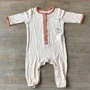 Dot Dot Smile neutral baby sleeper NWT